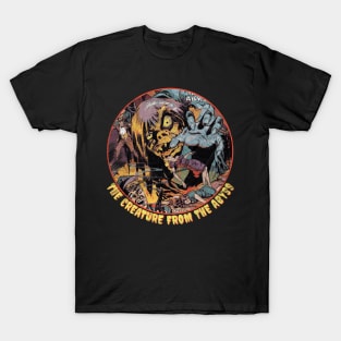 Monster Halloween Creature / Vintage Comic Books T-Shirt